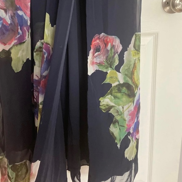 Adrianna Papell Gown - Picture 2 of 5